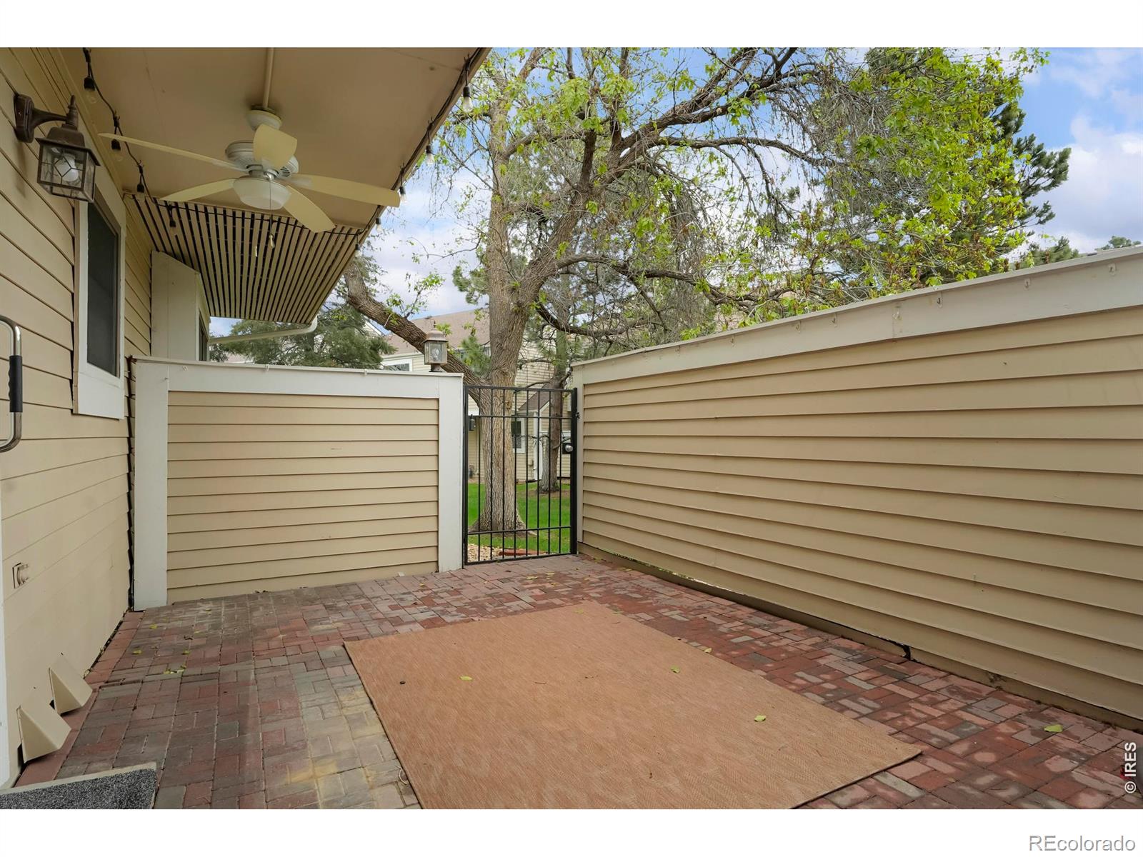 54 S Evanston Way Aurora CO 80012