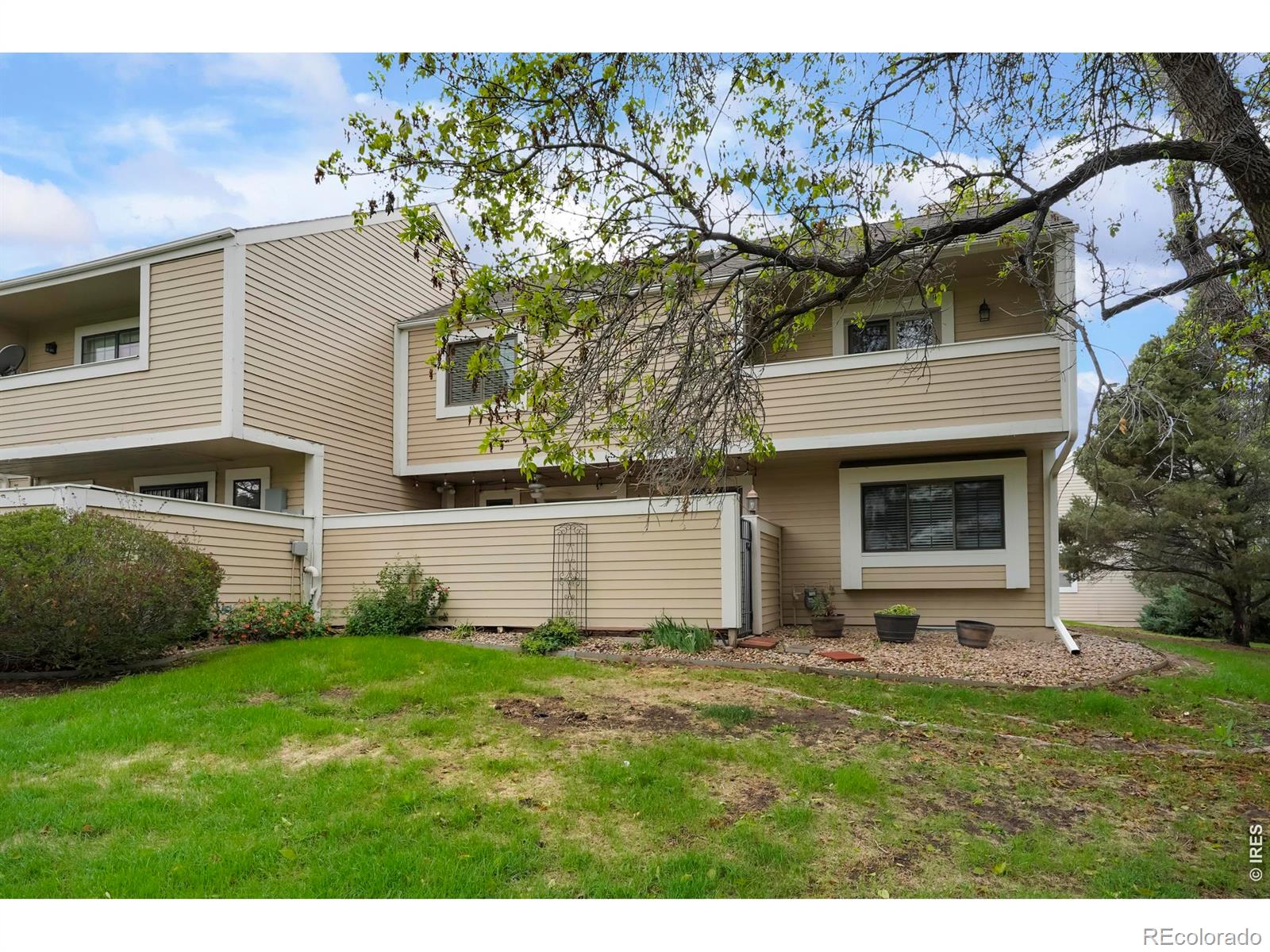 54 S Evanston Way Aurora CO 80012