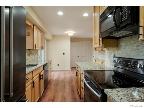 54 S Evanston Way Aurora CO 80012