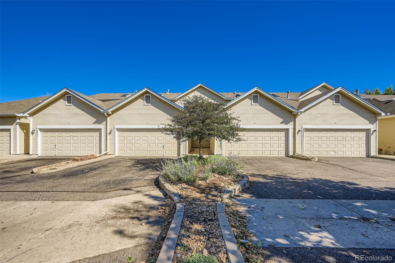 252 Quari Street Aurora CO 80011