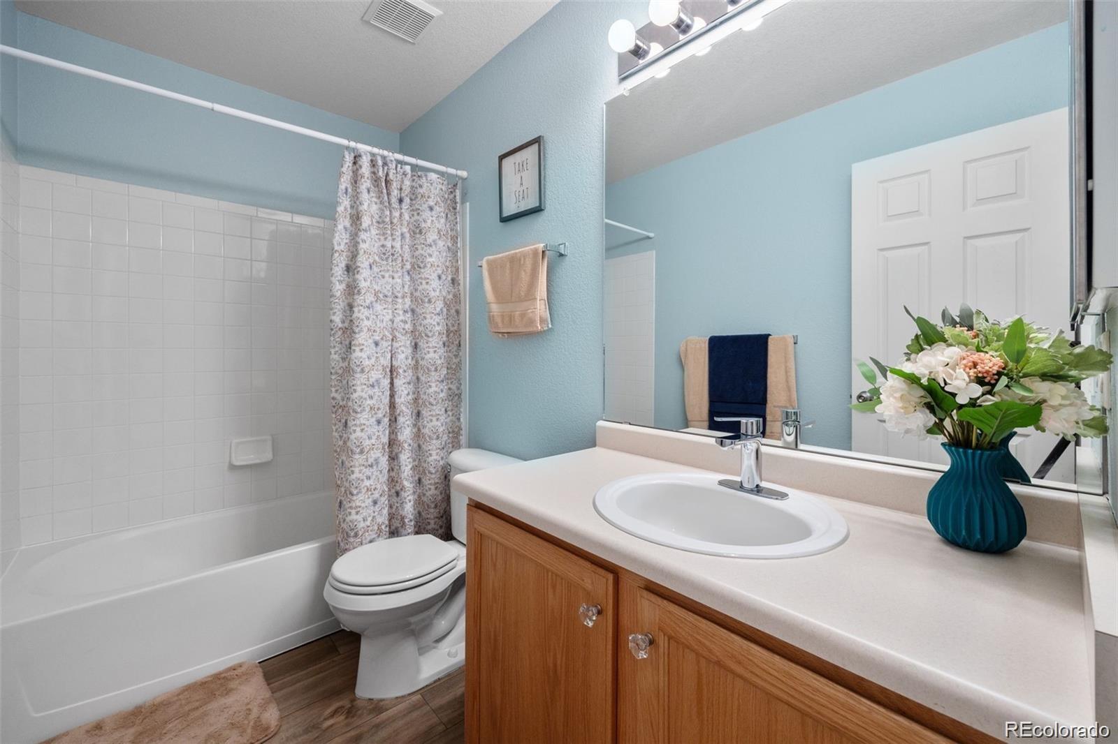 1381 S Cathay Court Aurora CO 80017