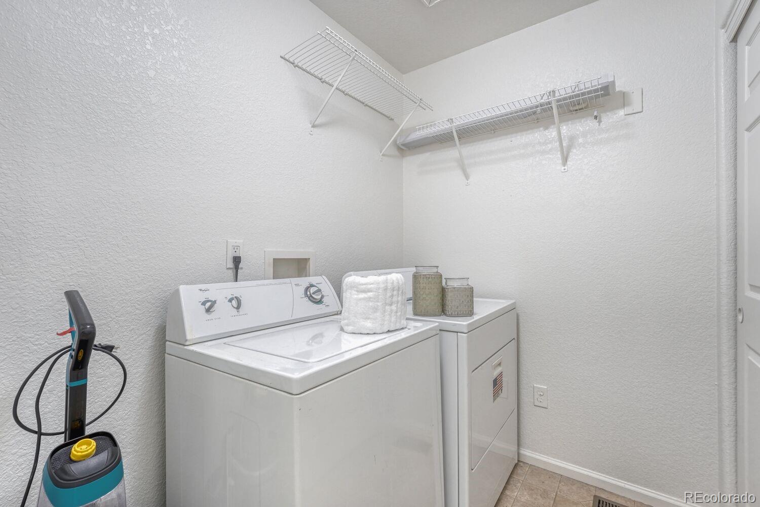588 S Mobile Place Aurora CO 80017