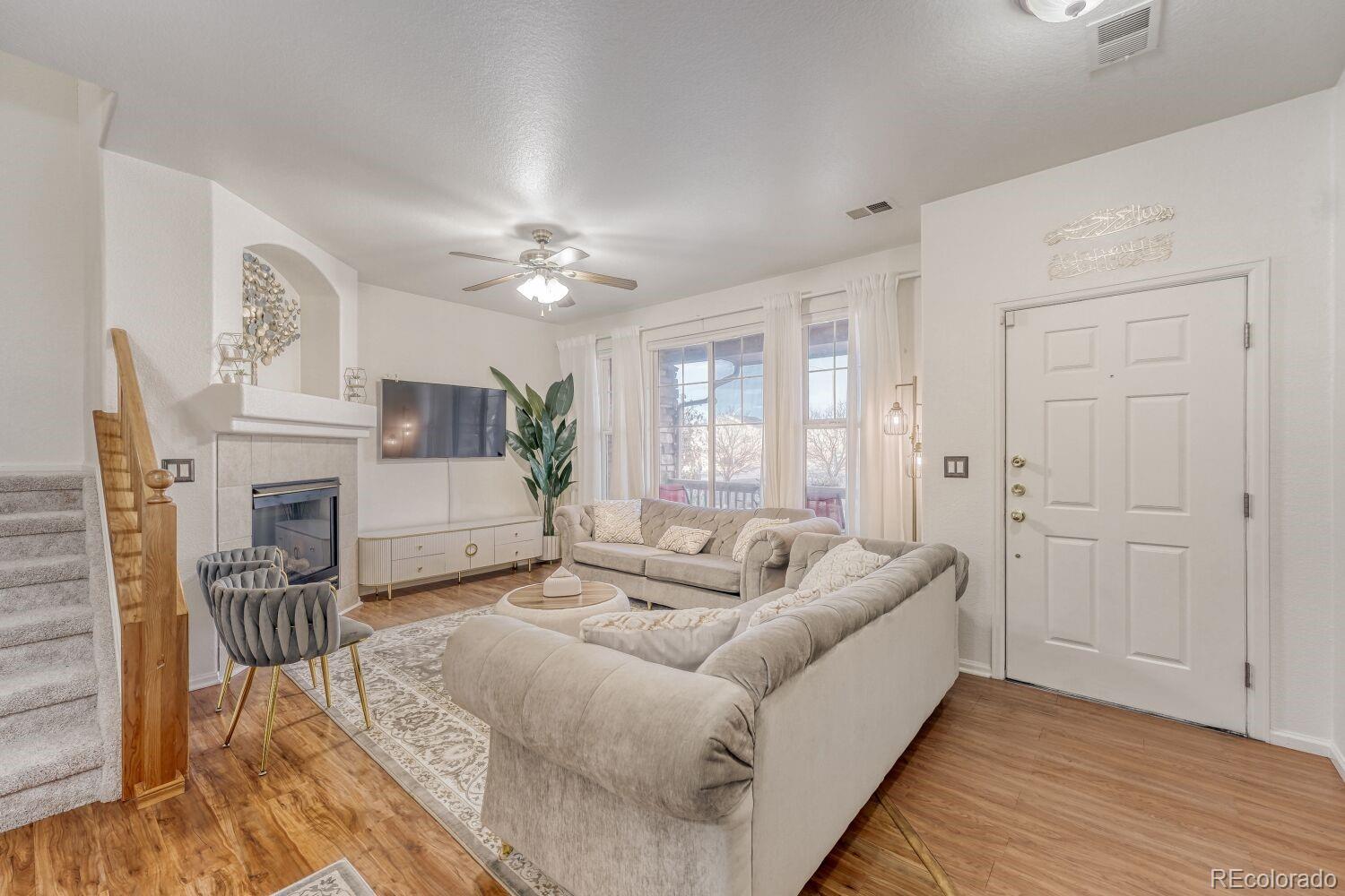 588 S Mobile Place Aurora CO 80017