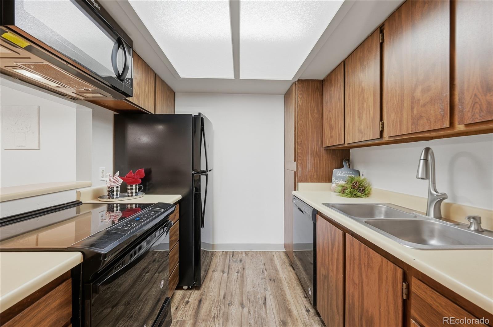 4681 S Decatur Street Englewood CO 80110