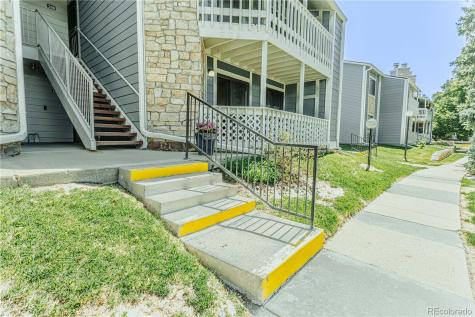 8335 Fairmount Drive Denver CO 80247