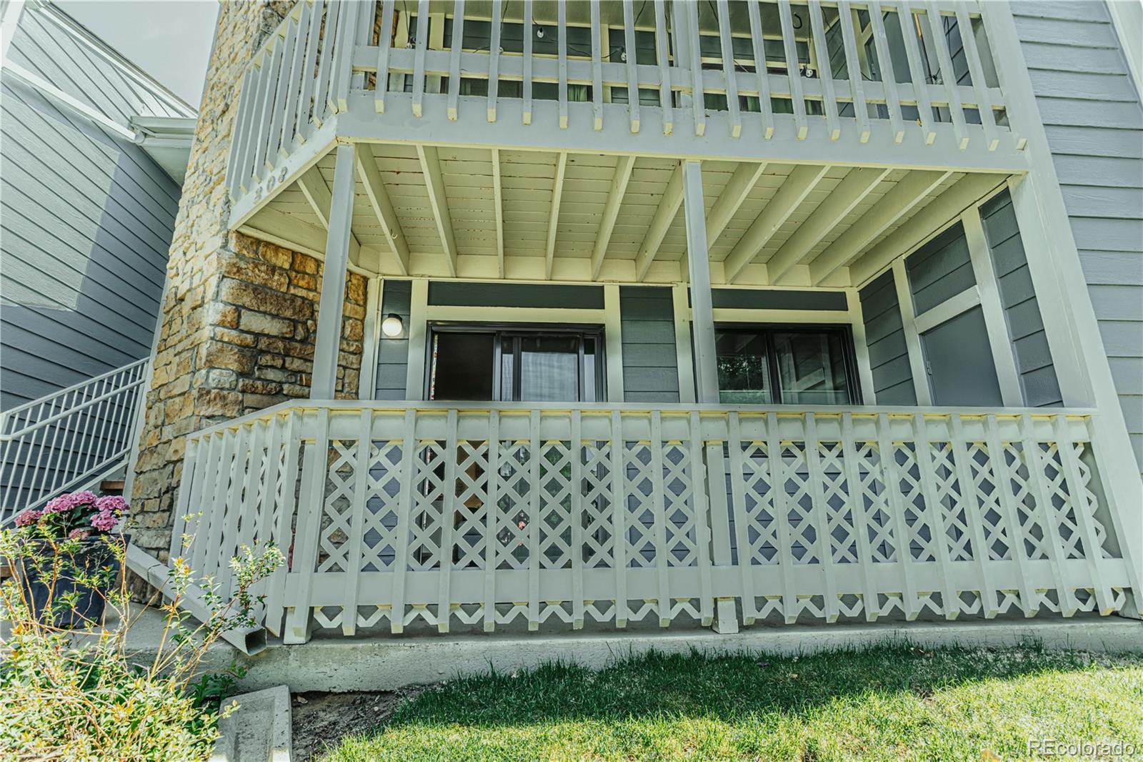 8335 Fairmount Drive Denver CO 80247