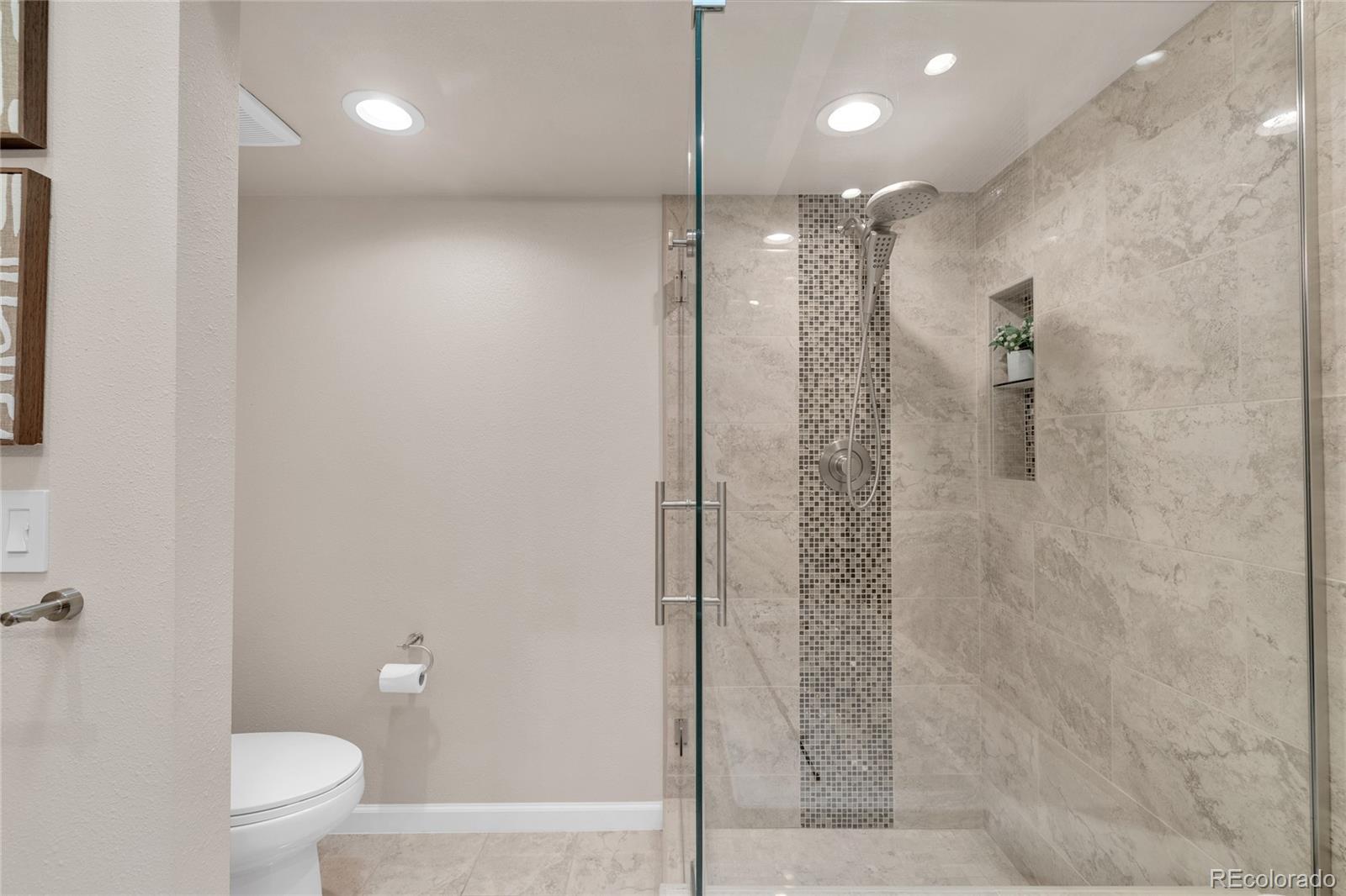 5555 E Briarwood Avenue Centennial CO 80122