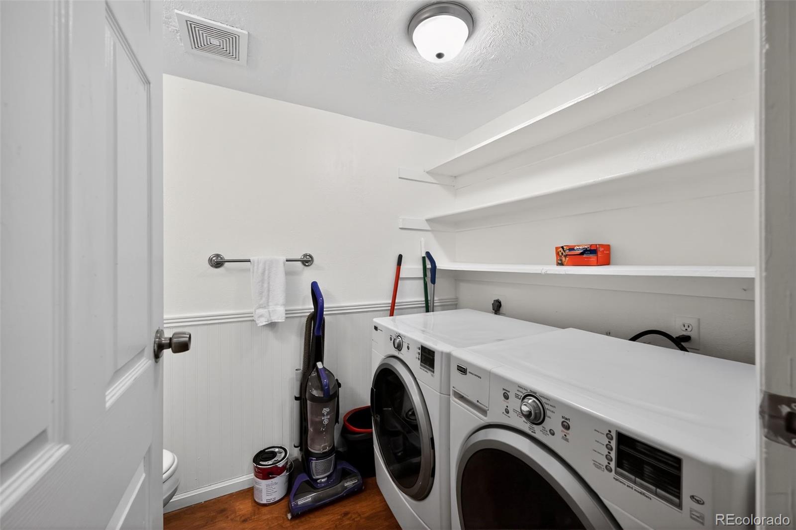 10330 W Jewell Lakewood CO 80232