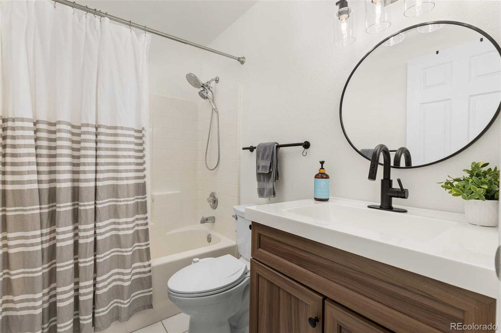 8334 Pebble Creek Way Highlands Ranch CO 80126