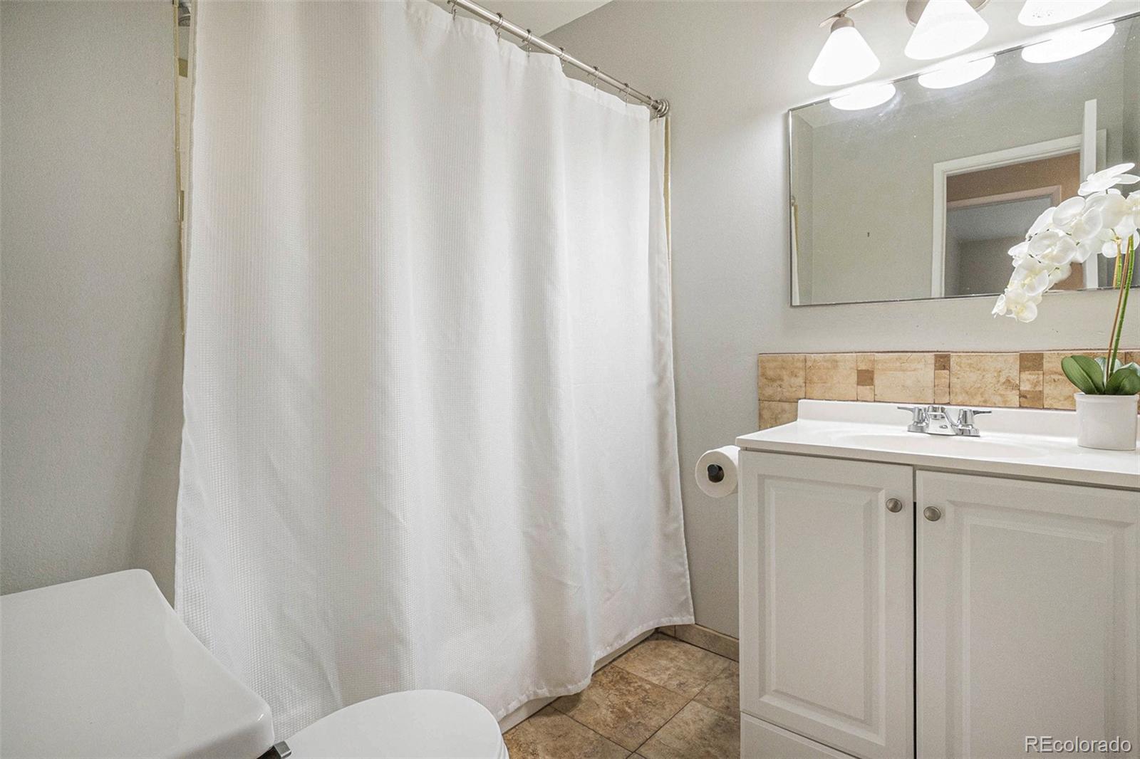 5573 S Lowell Boulevard Littleton CO 80123