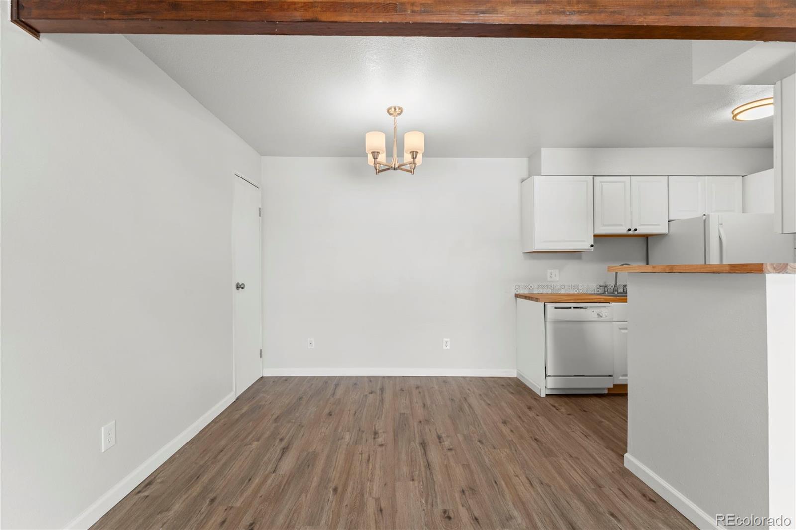 381 S Ames Street Lakewood CO 80226