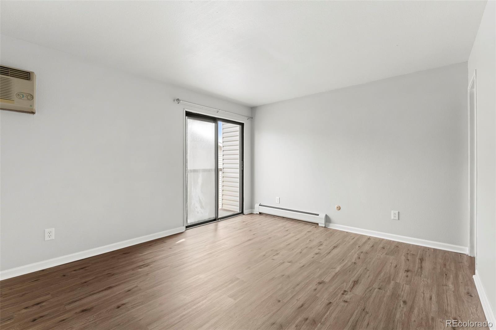 381 S Ames Street Lakewood CO 80226
