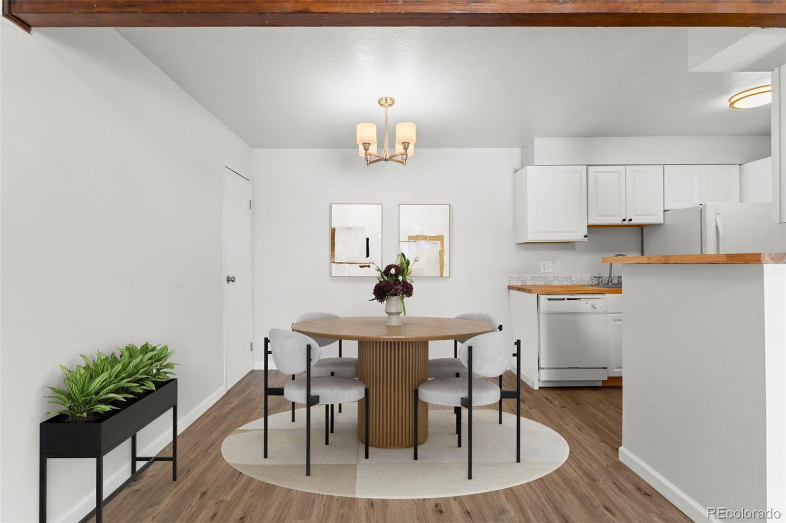 381 S Ames Street Lakewood CO 80226
