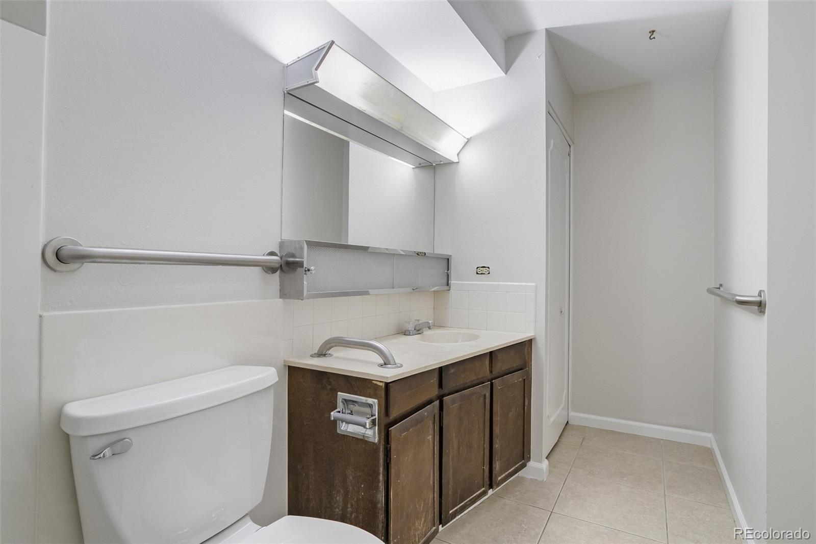 690 S Alton Way Denver CO 80247