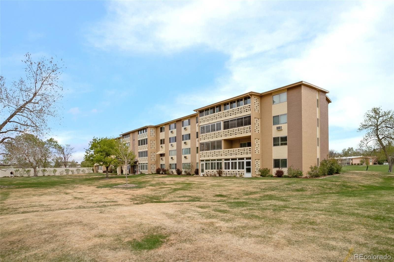 690 S Alton Way Denver CO 80247