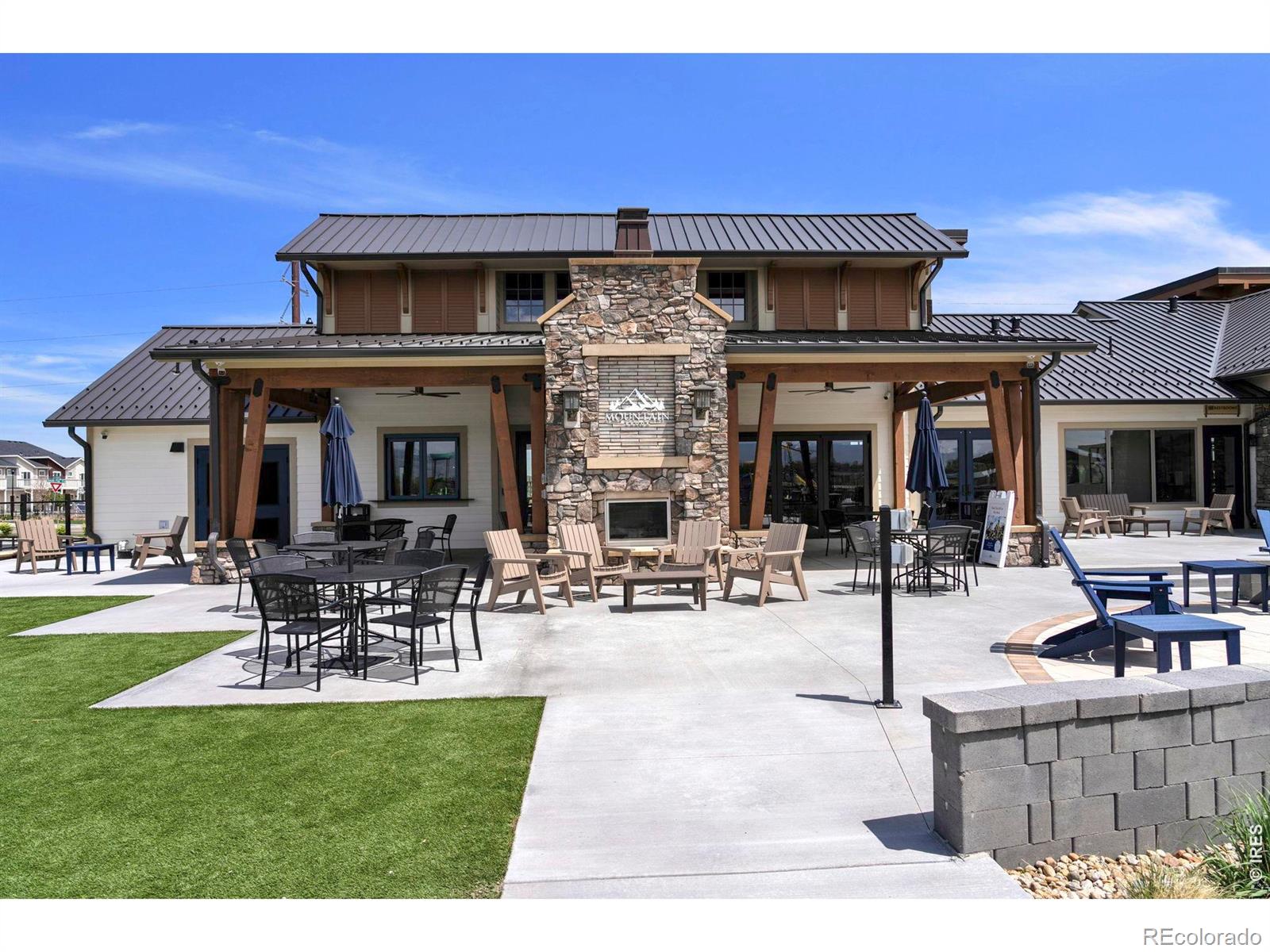 2718 Bear Springs Circle Longmont CO 80503