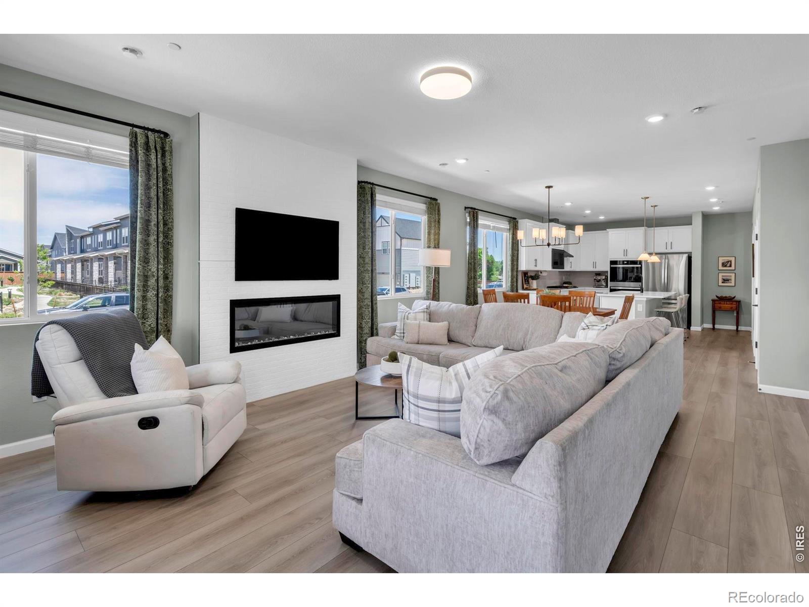 2718 Bear Springs Circle Longmont CO 80503
