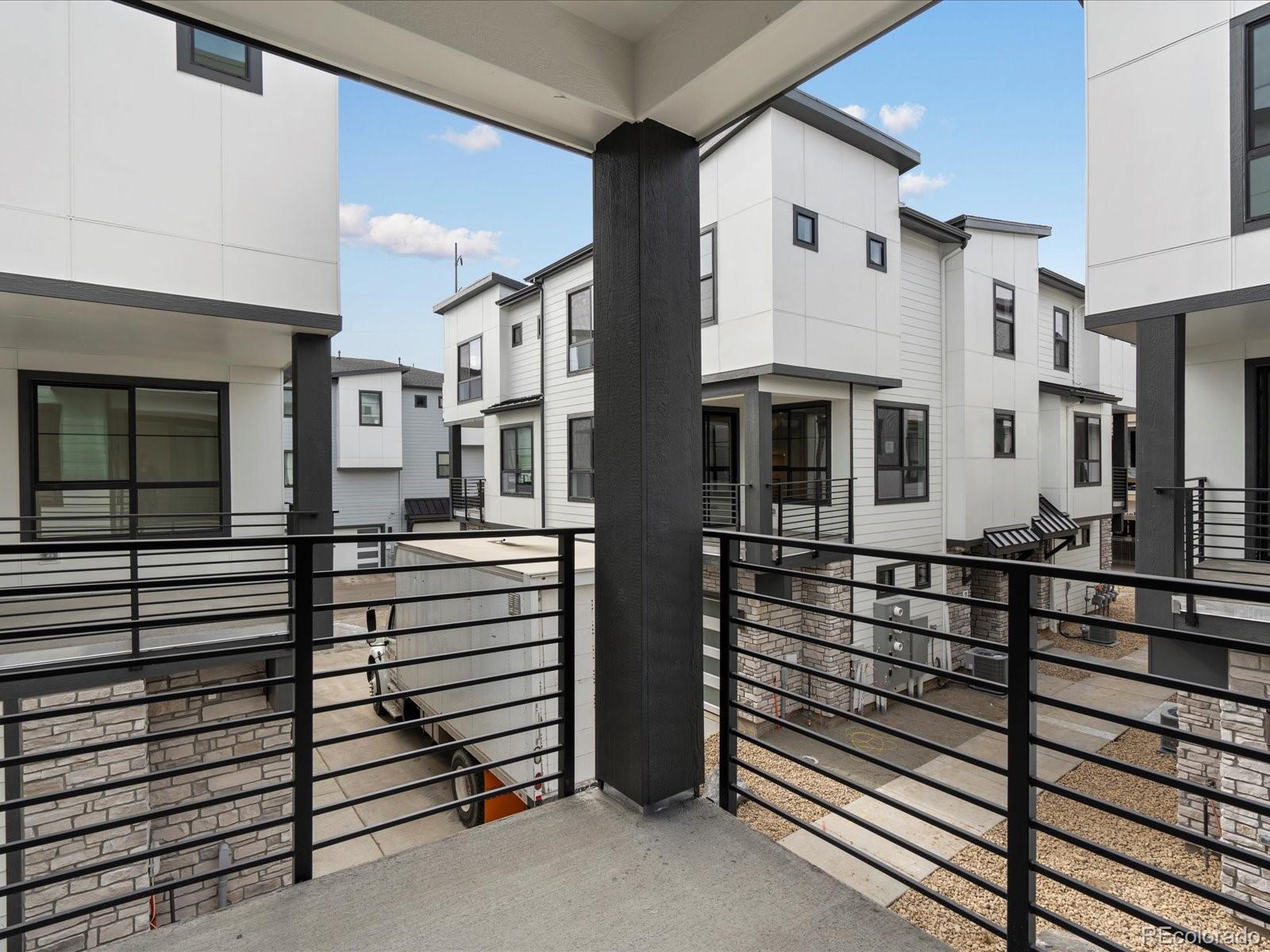 2060 S Holly Street Denver CO 80222