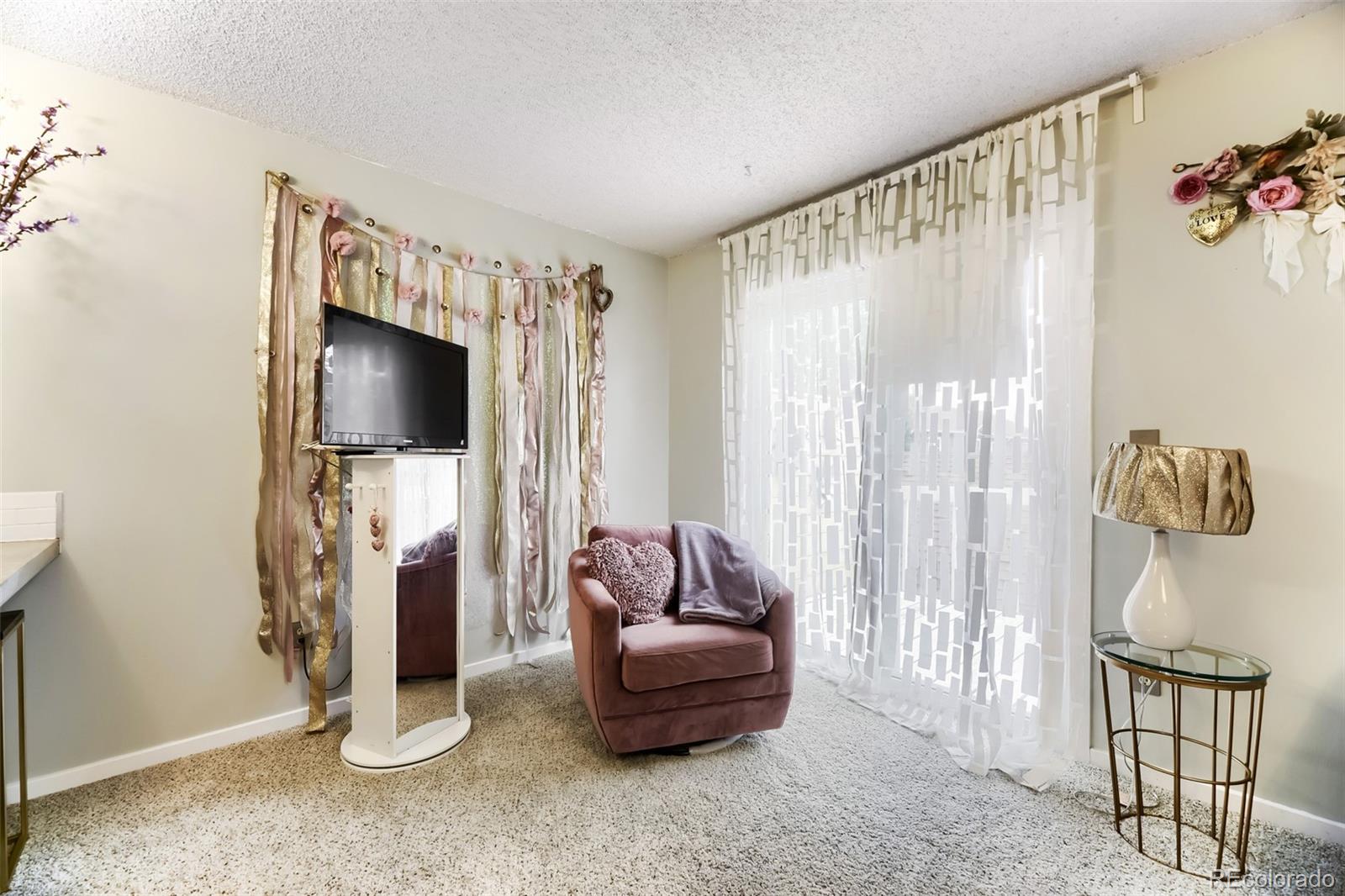 2036 S Balsam Street Lakewood CO 80227
