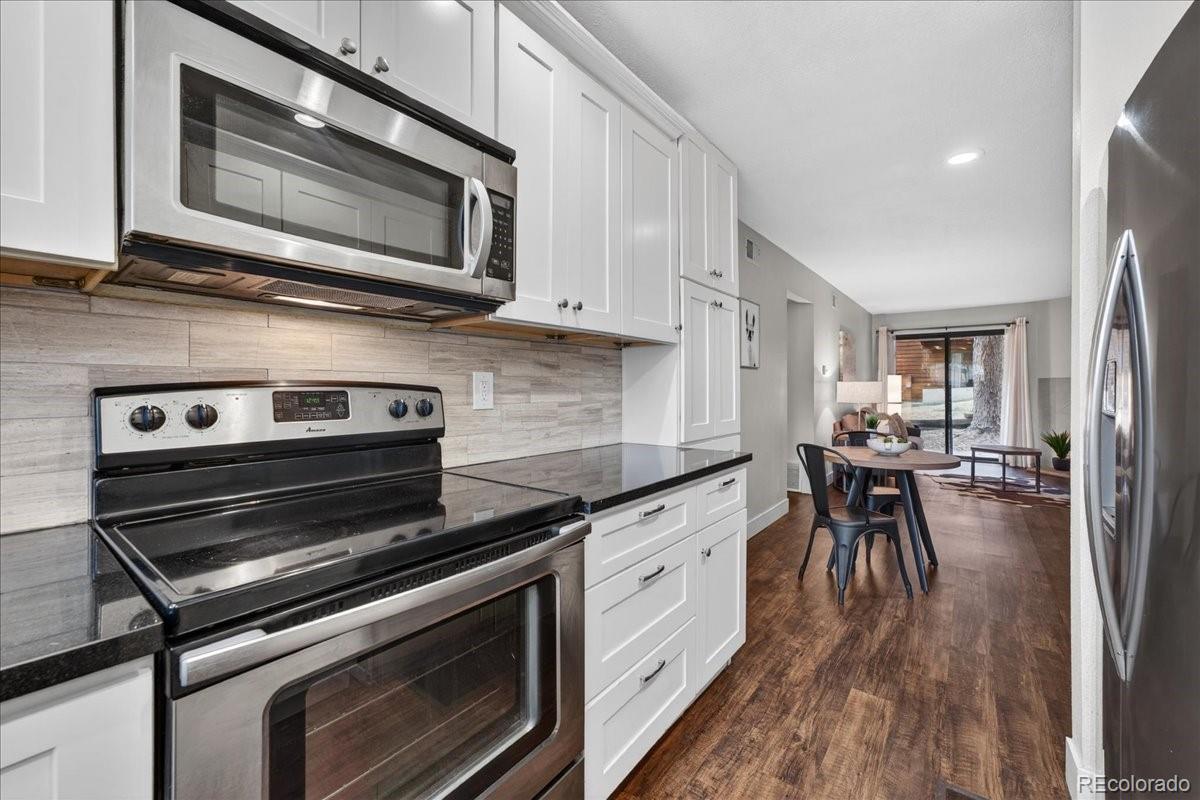 433 Wright Street Lakewood CO 80228