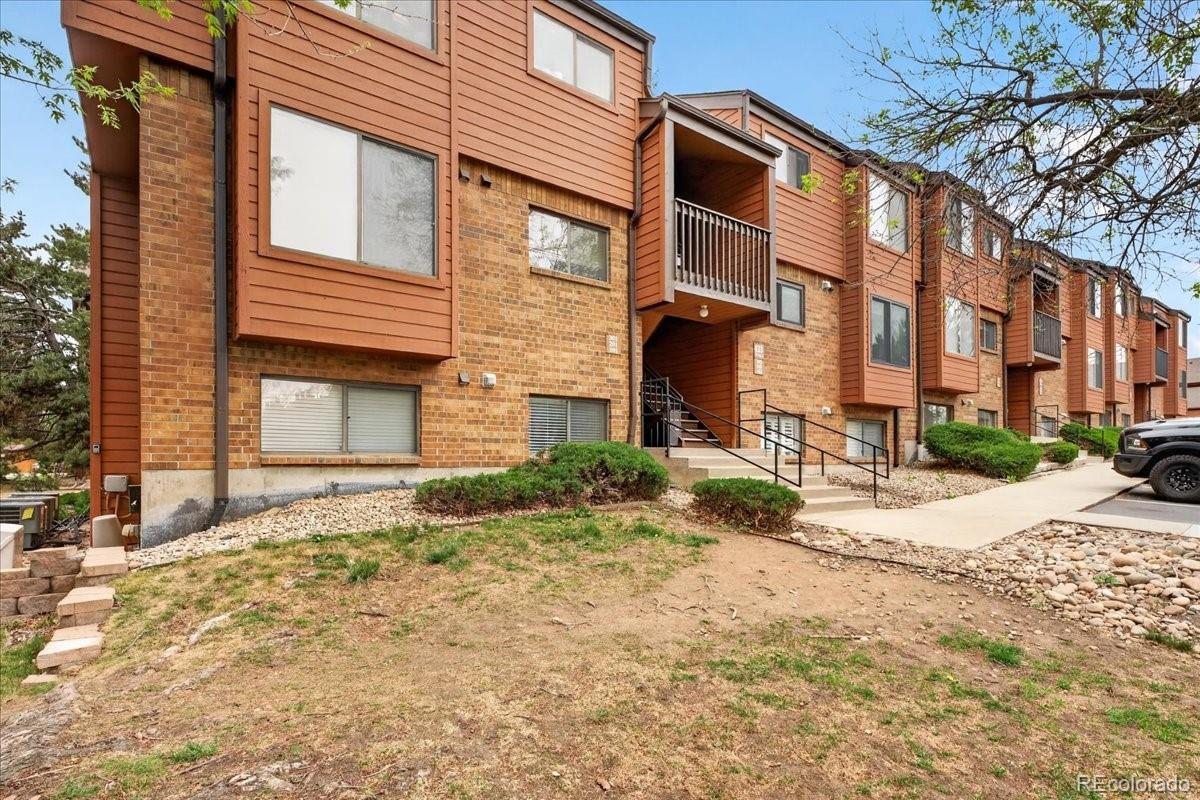 433 Wright Street Lakewood CO 80228