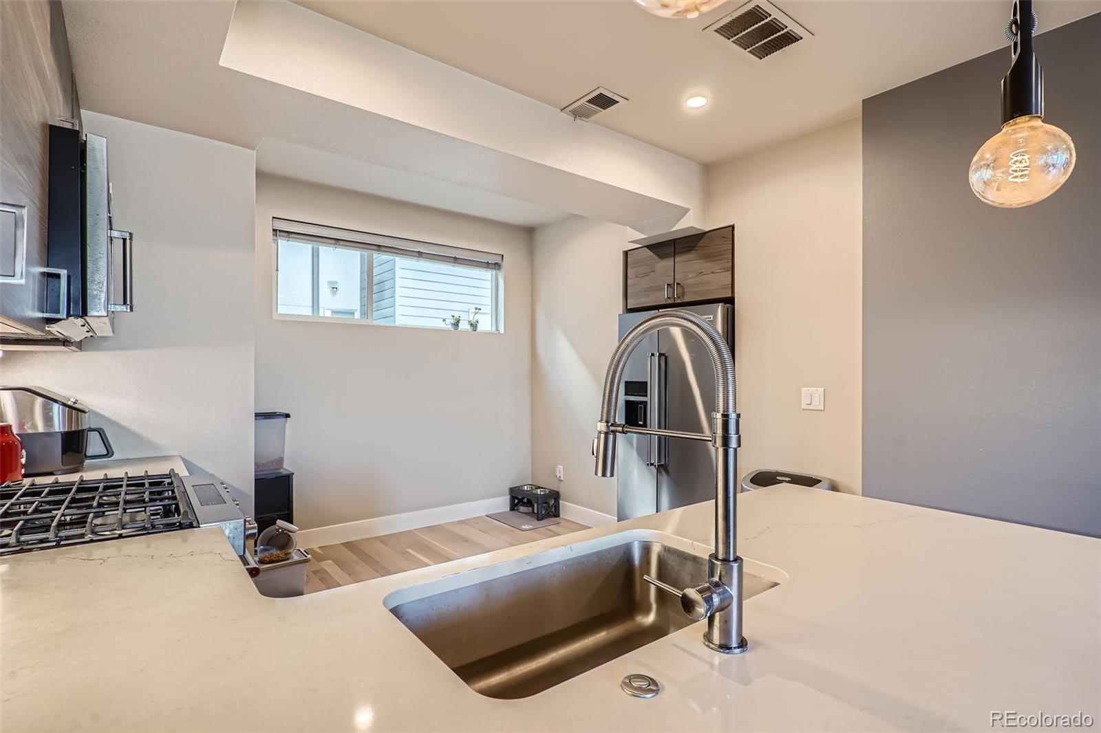 1583 Grove Street Denver CO 80204