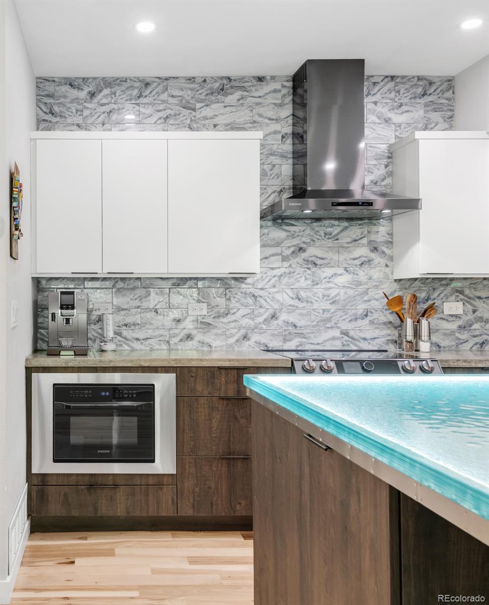 3295 Blake Street Denver CO 80205