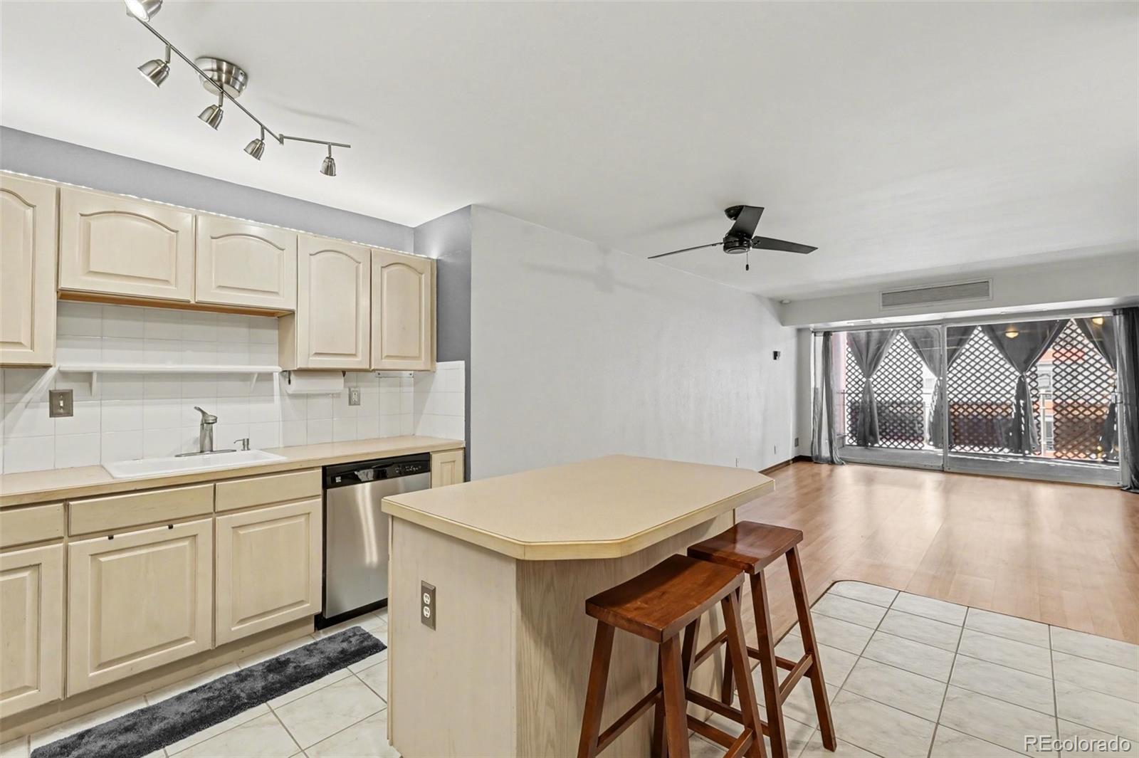 1121 Albion Street Denver CO 80220