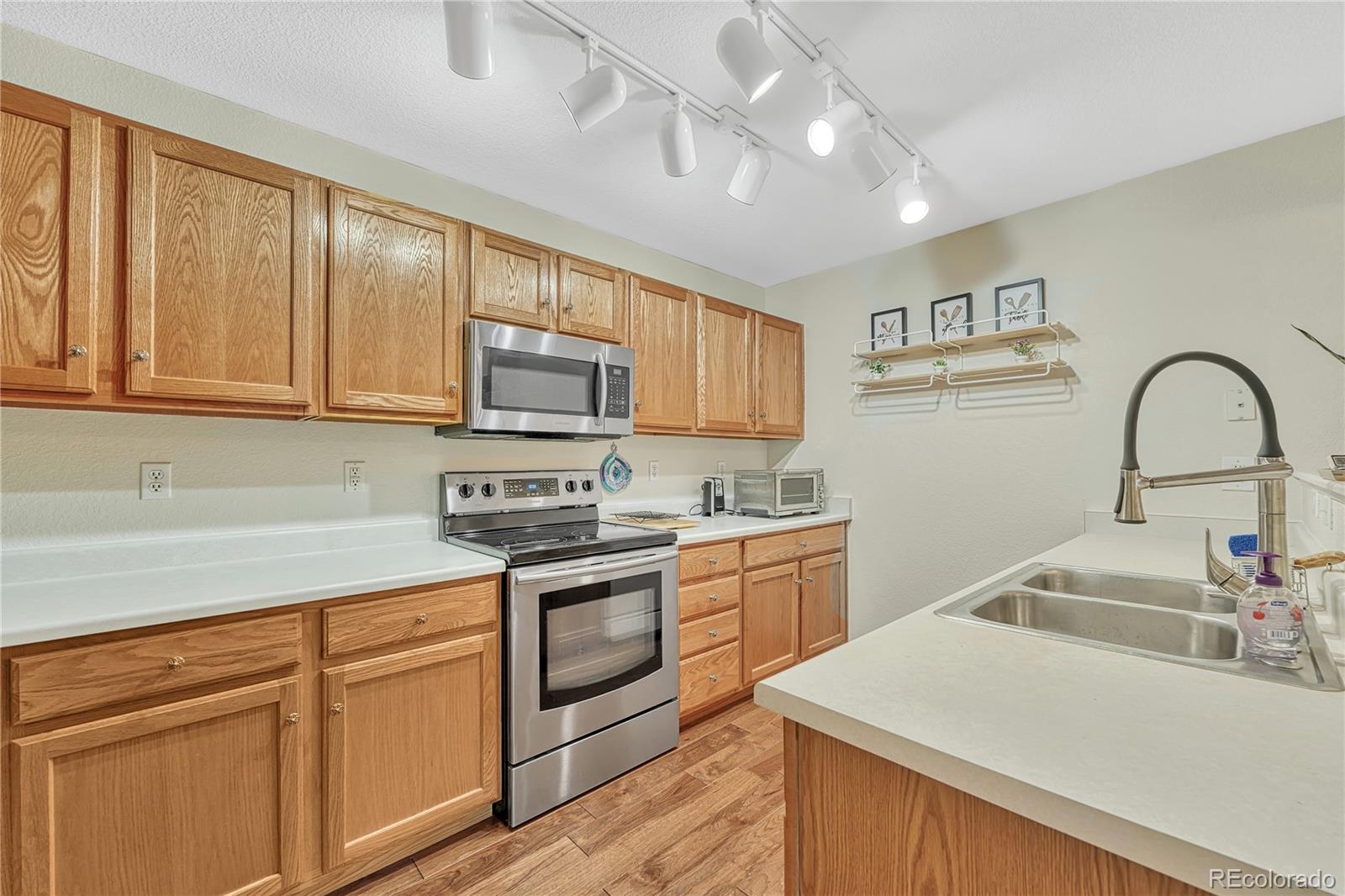 4251 S Blackhawk Circle Aurora CO 80014