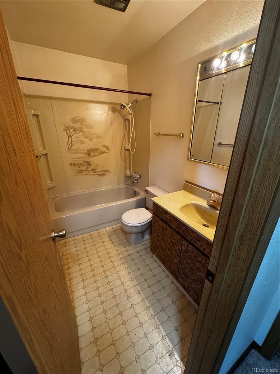 1066 W 88th Avenue Thornton CO 80260