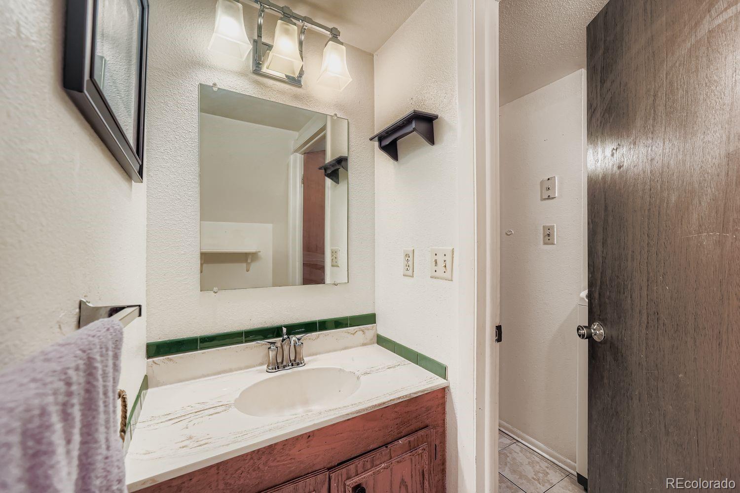 12446 E Kansas Place Aurora CO 80012