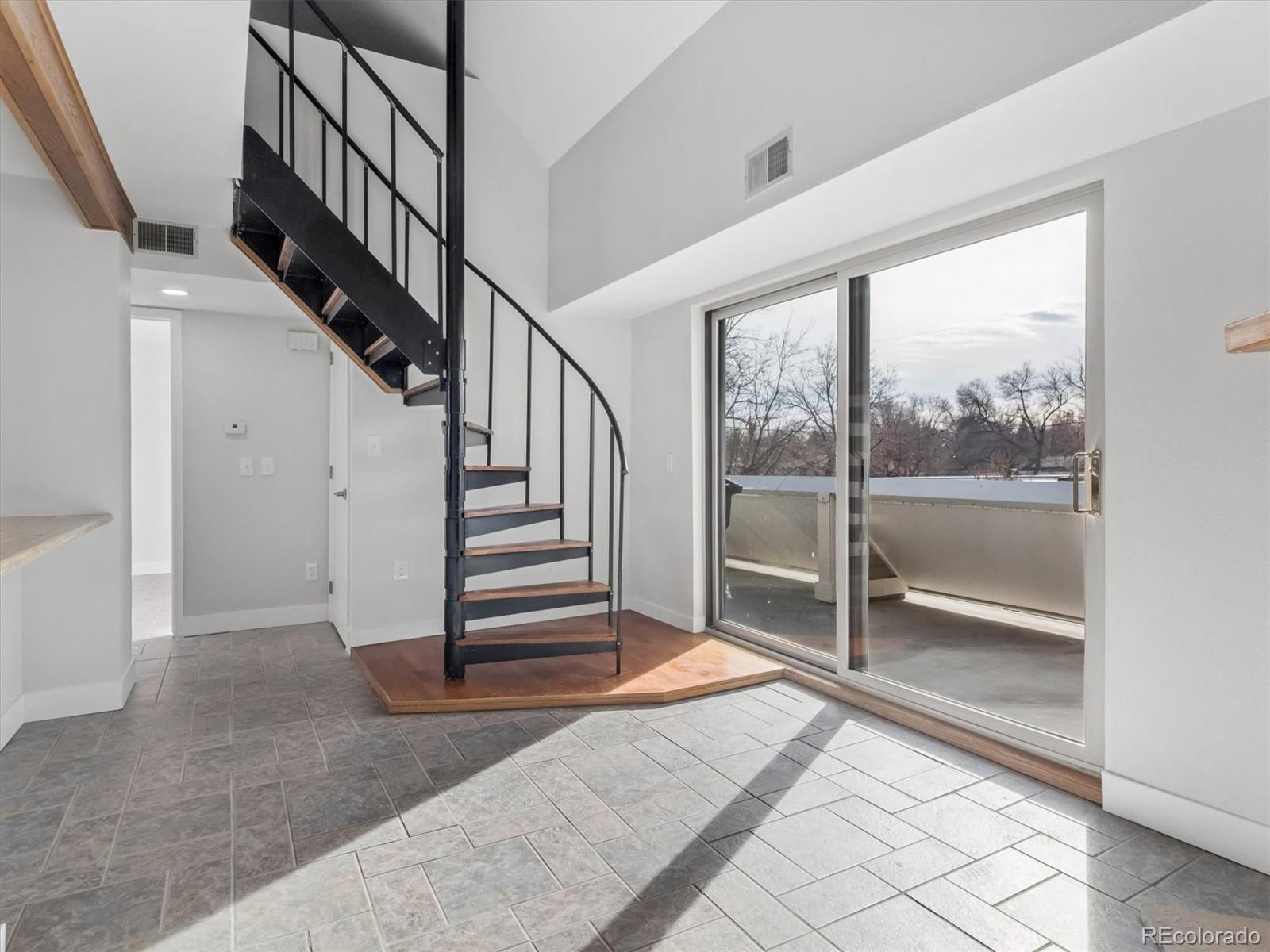 5250 S Huron Way Littleton CO 80120