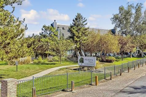 5250 S Huron Way Littleton CO 80120