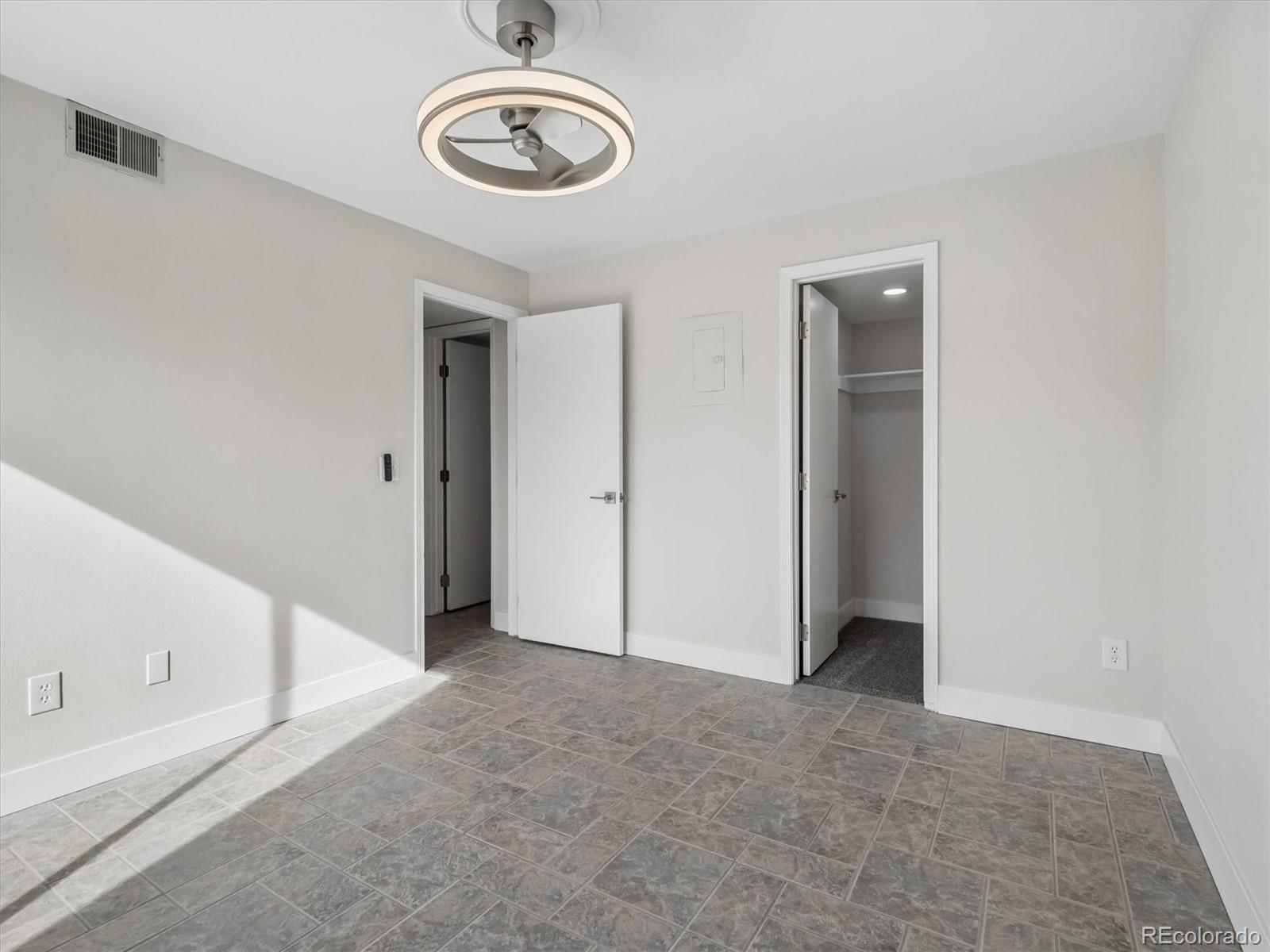 5250 S Huron Way Littleton CO 80120