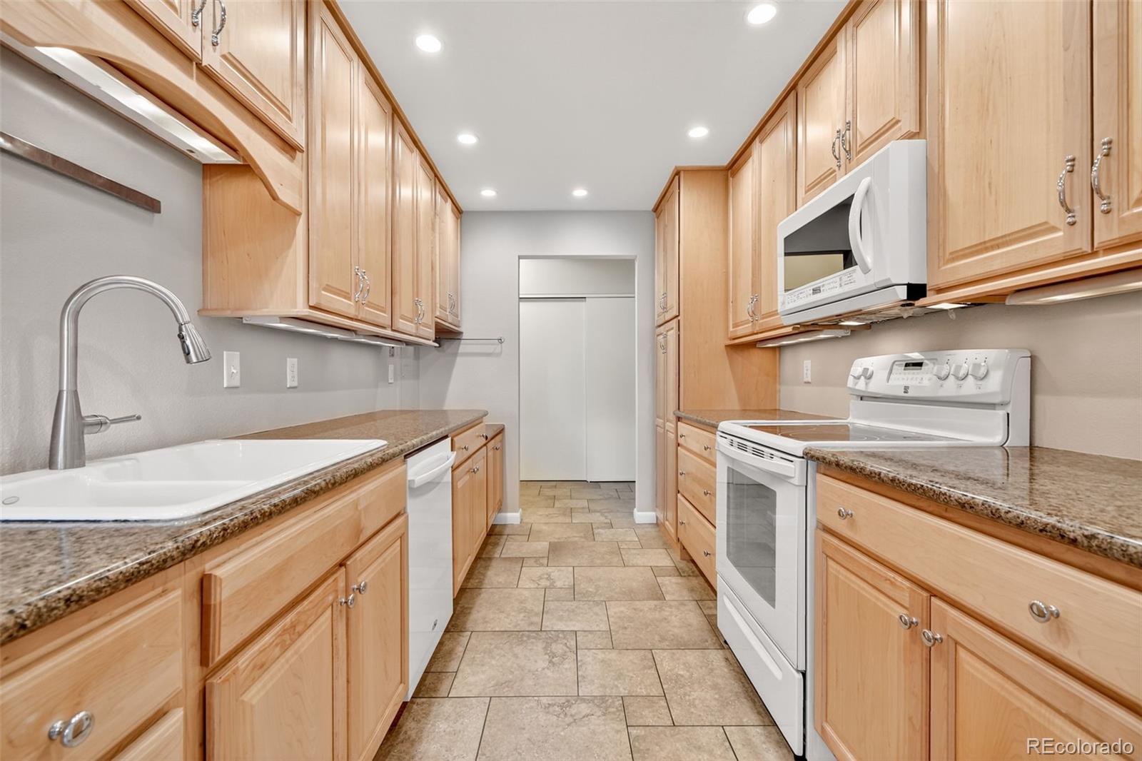 7877 E Mississippi Avenue Denver CO 80247