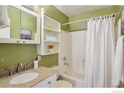 6321 Oak Court Arvada CO 80004