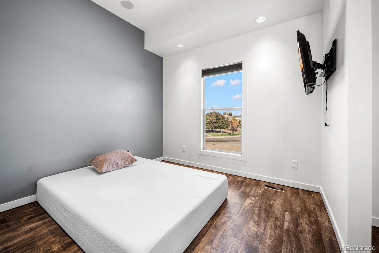 231 W Riverwalk Pueblo CO 81003