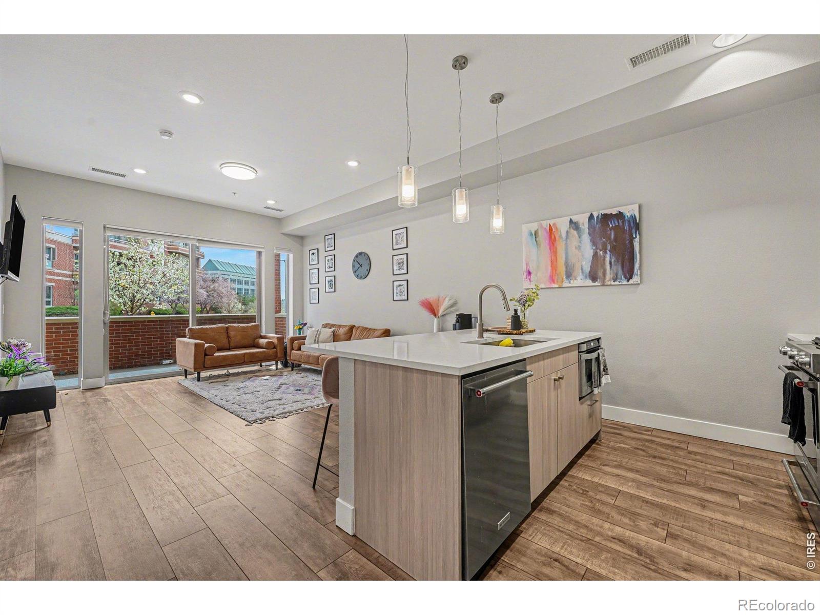 4885 S Monaco Street Denver CO 80237