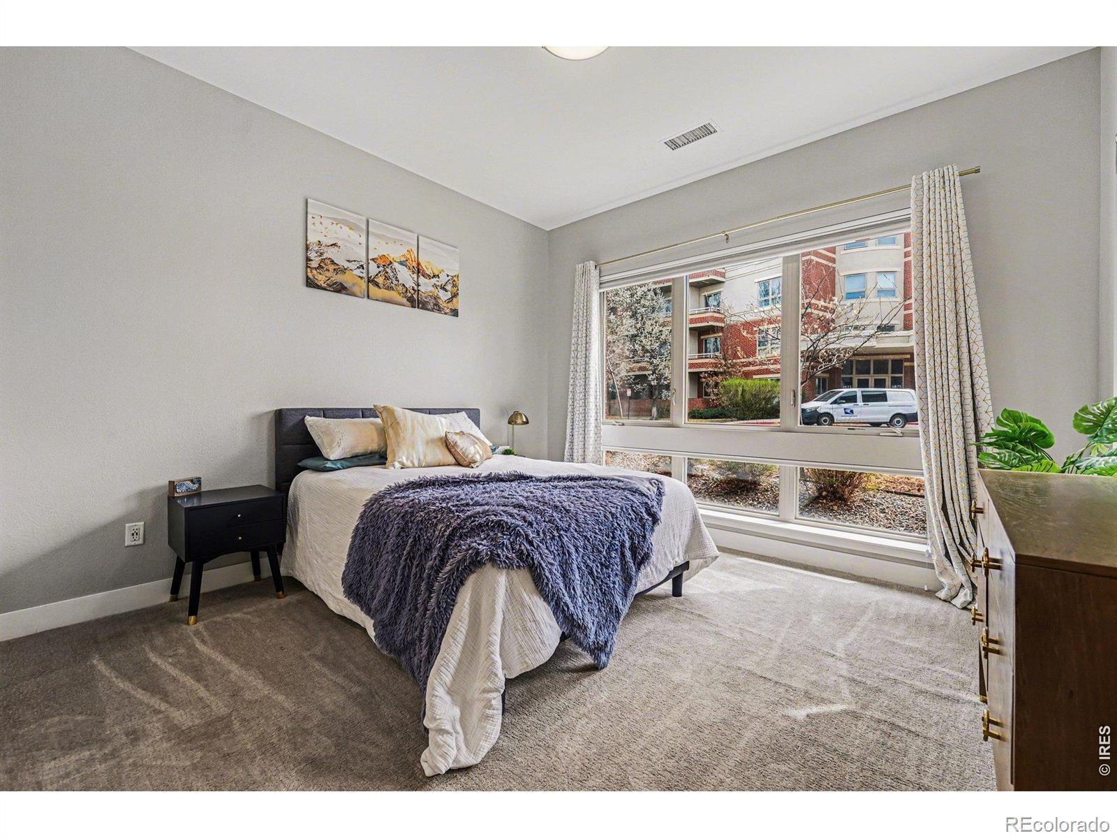 4885 S Monaco Street Denver CO 80237