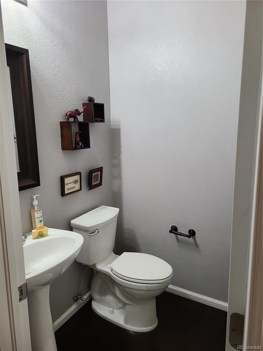 9492 Cedarhurst Lane Highlands Ranch CO 80129