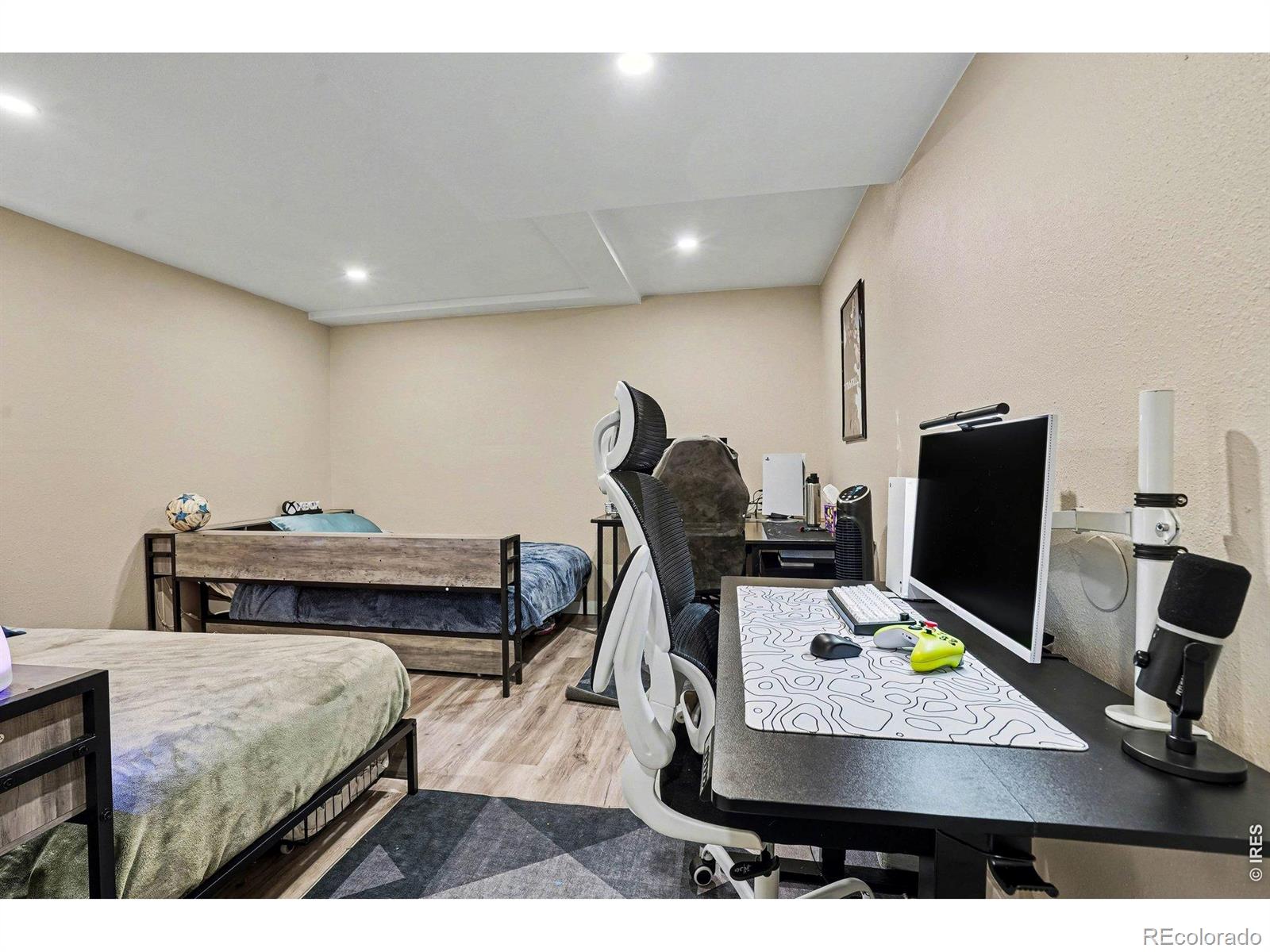 1811 S Quebec Way Denver CO 80231