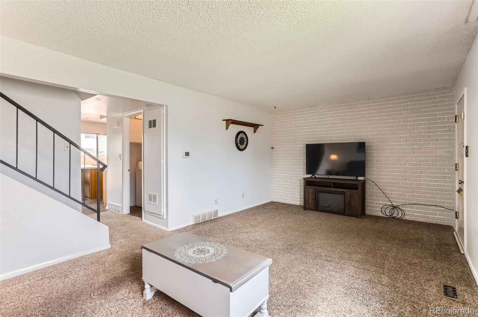 8613 Santa Fe Drive Thornton CO 80260