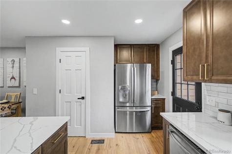 6780 S Independence Street Littleton CO 80128