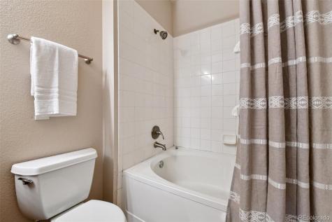 8354 S Holland Way Littleton CO 80128