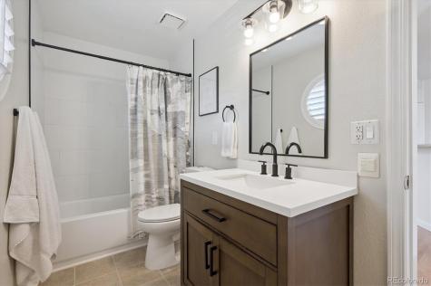 8601 E Dry Creek Road Centennial CO 80112