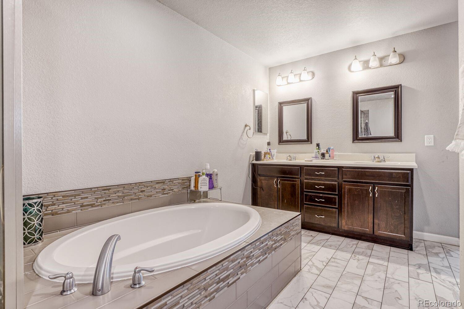 1871 S Buchanan Circle Aurora CO 80018