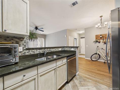 8389 S Independence Circle Littleton CO 80128