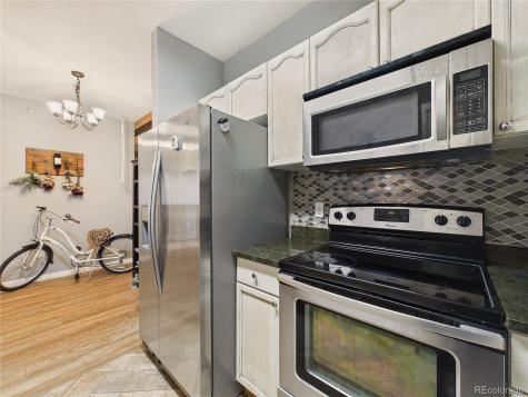 8389 S Independence Circle Littleton CO 80128