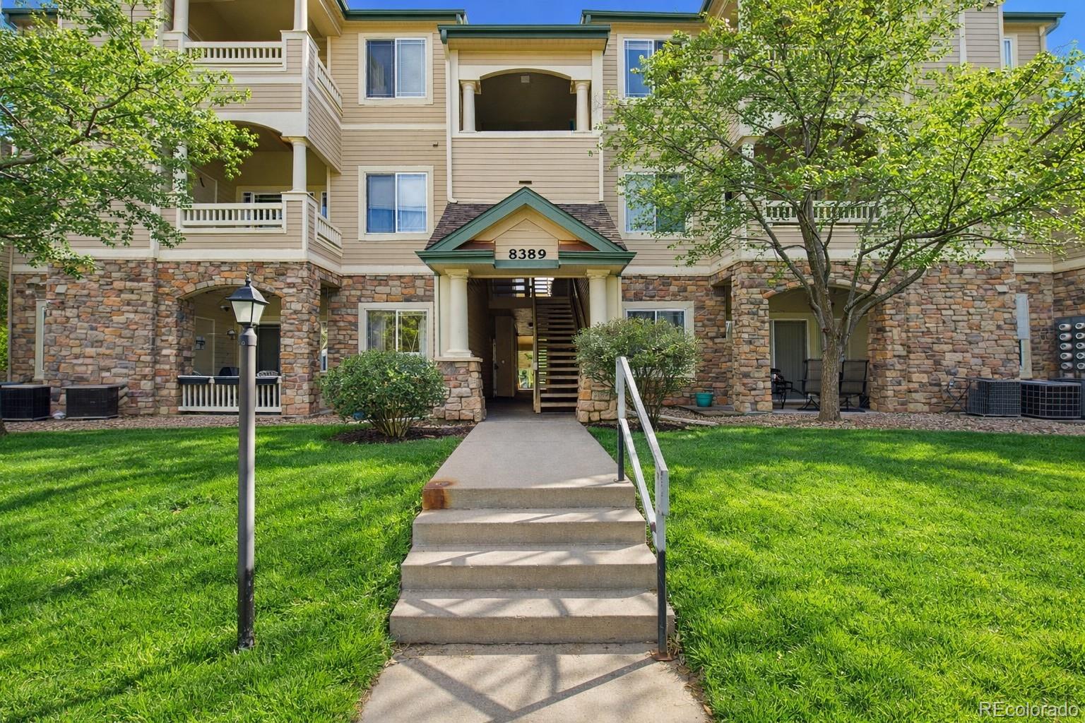 8389 S Independence Circle Littleton CO 80128