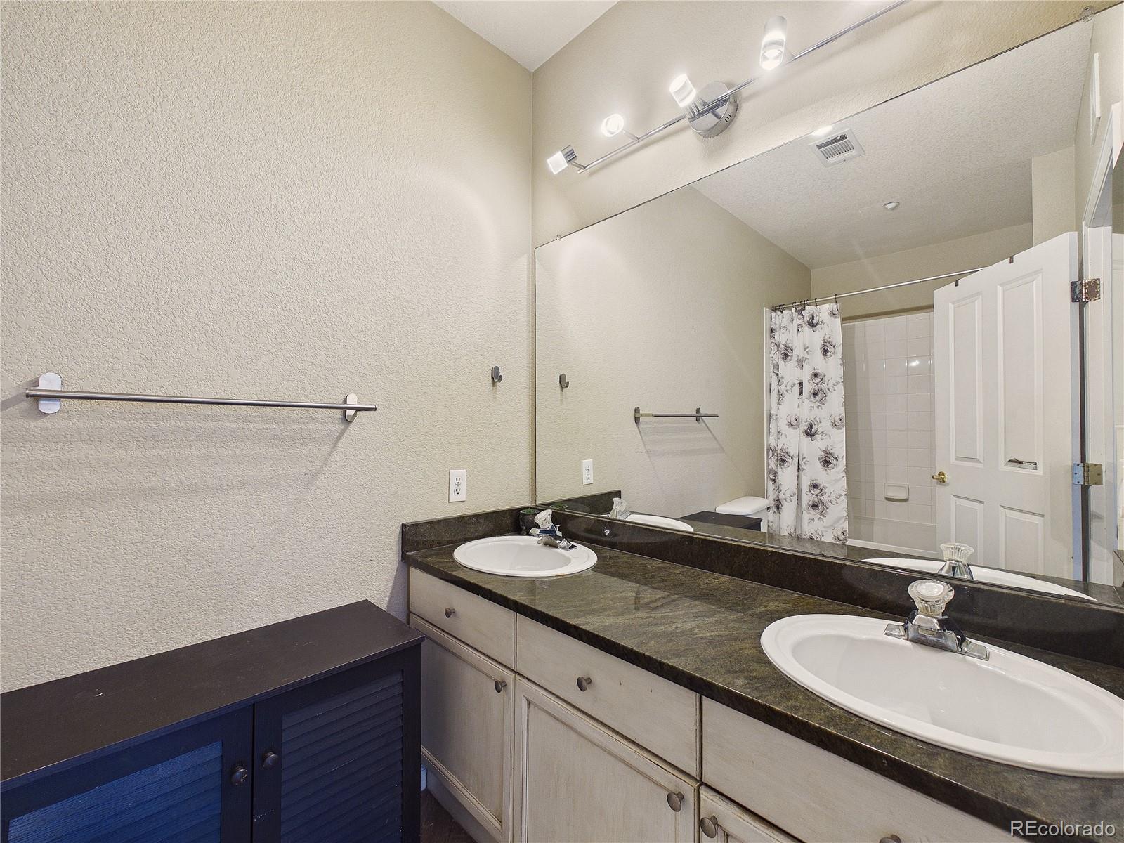 8389 S Independence Circle Littleton CO 80128